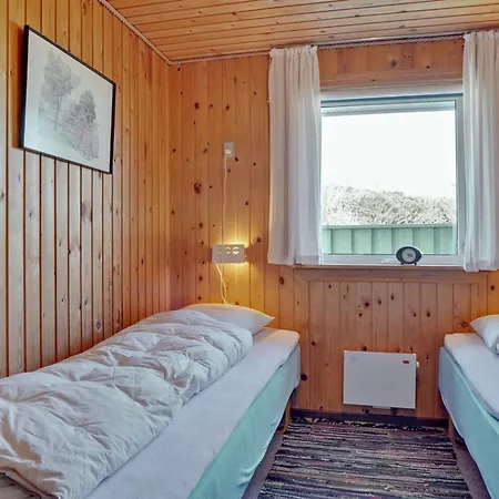 Prázdninový dům Edna - 800m From The Sea By Interhome