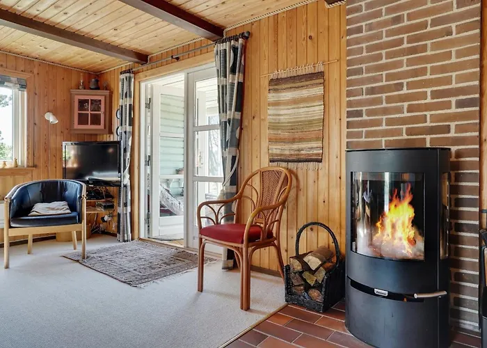 Edna - 800m From The Sea By Interhome Vejers Strand